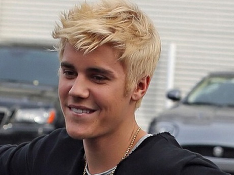 bieber-new-haircut-36-6 Bieber új fodrász