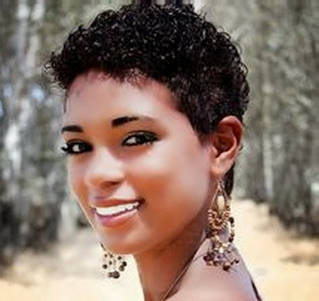 black-short-hairstyles-for-black-women-65_7 Fekete rövid frizurák fekete nők számára