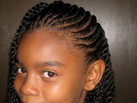 braid-hairstyles-for-black-girls-59_8 Fonott frizurák fekete lányok számára