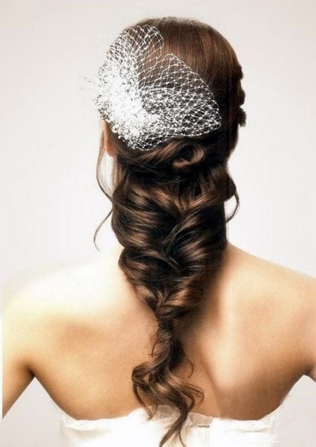 braided-wedding-hairstyles-84_15 Fonott esküvői frizurák