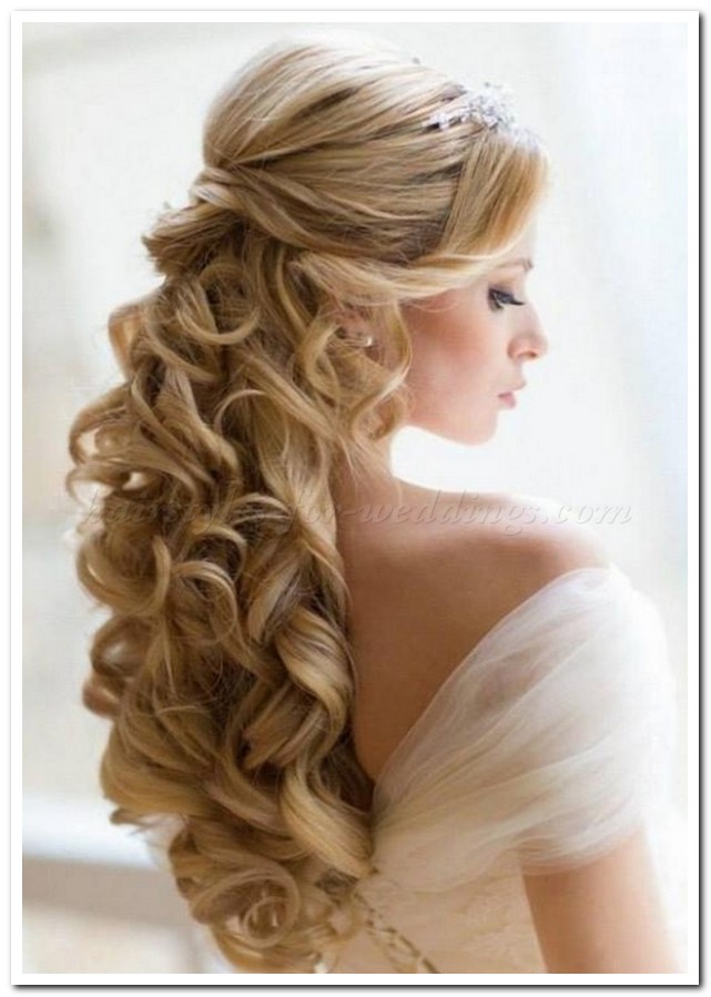 bridesmaid-hairstyles-10-2 Koszorúslány frizurák