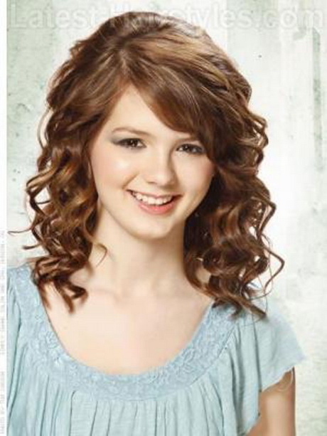 curly-hairstyles-women-00-13 Göndör frizurák nők