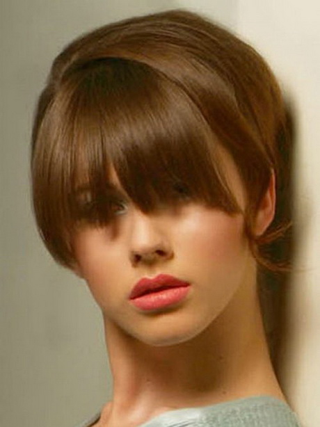cute-hairstyles-for-short-hair-with-bangs-40_9 Aranyos frizurák rövid hajra frufruval