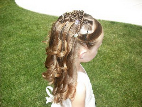 flower-girl-hairstyles-for-long-hair-17-17 Virág lány frizurák hosszú haj