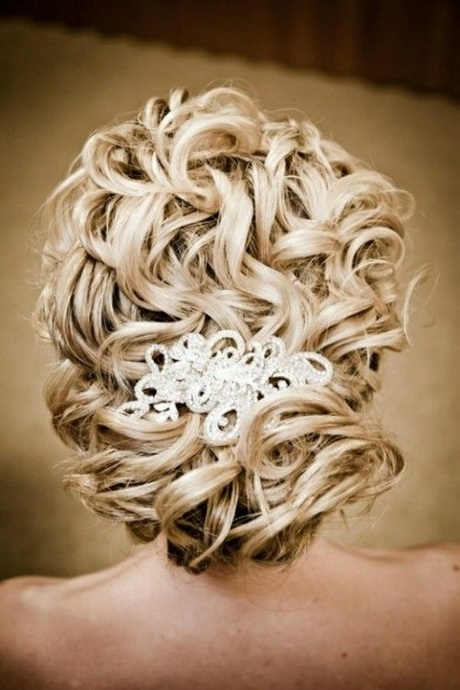 gorgeous-prom-hairstyles-86_15 Gyönyörű szalagavató frizurák