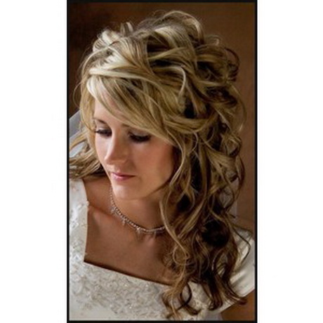 long-curly-wedding-hairstyles-52-18 Hosszú göndör esküvői frizurák
