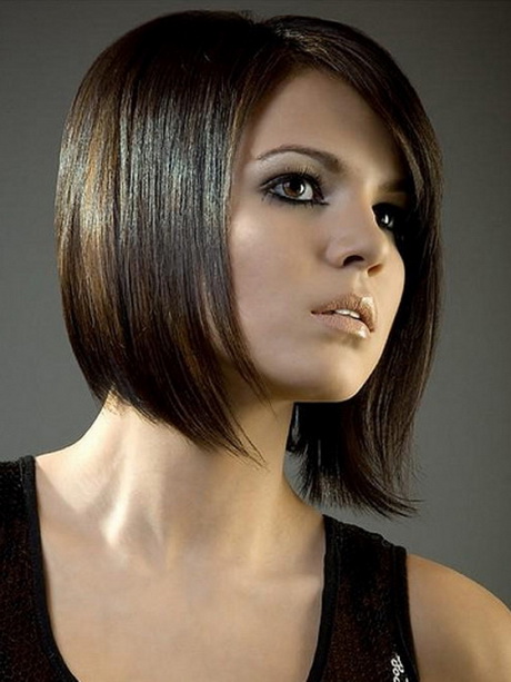 medium-and-short-haircuts-for-women-18_11 Közepes és rövid hajvágás a nők számára
