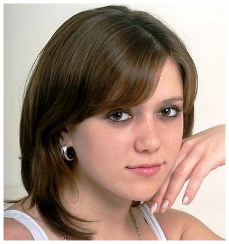 medium-hairstyles-for-teenage-girls-93-14 Közepes frizurák tizenéves lányok számára