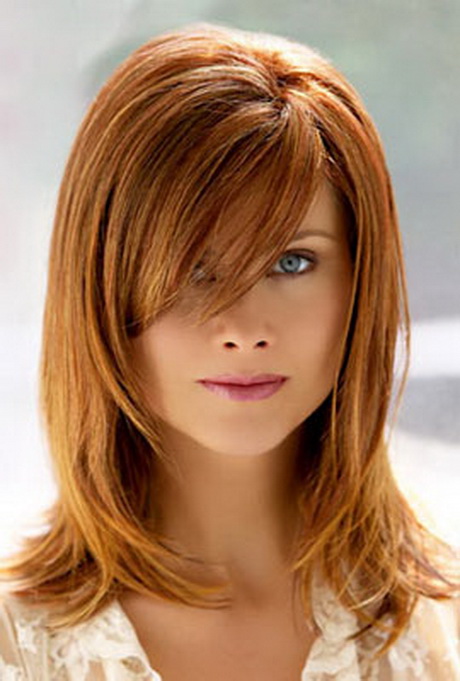 medium-layered-hairstyles-women-66_10 Közepes rétegű frizurák nők