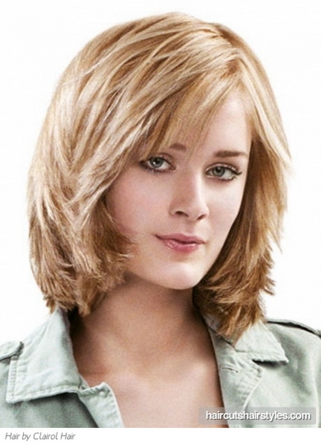 medium-layered-hairstyles-40-12 Közepes rétegű frizurák