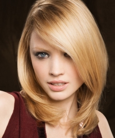 medium-length-hairstyles-for-oval-faces-94-9 Közepes hosszúságú frizurák ovális arcokhoz