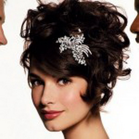 modern-wedding-hairstyles-for-long-hair-87_17 Modern esküvői frizurák hosszú hajra