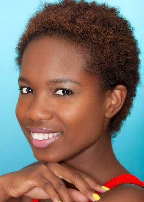 natural-short-hairstyles-for-black-women-87-16 Természetes rövid frizurák fekete nők számára