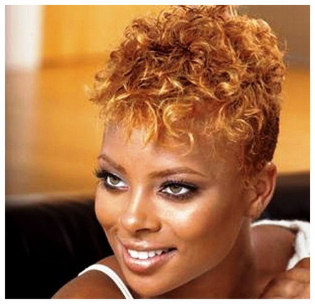 pictures-of-short-natural-hairstyles-for-black-women-08_6 Képek a rövid természetes frizurákról a fekete nők számára