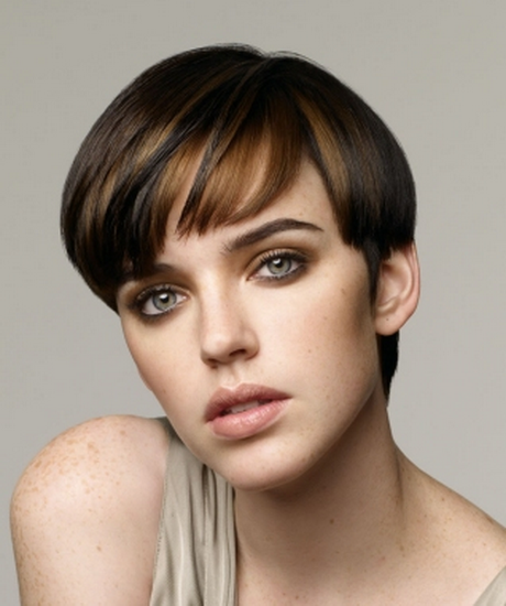 professional-short-hairstyles-for-women-41 Professzionális rövid frizurák a nők számára