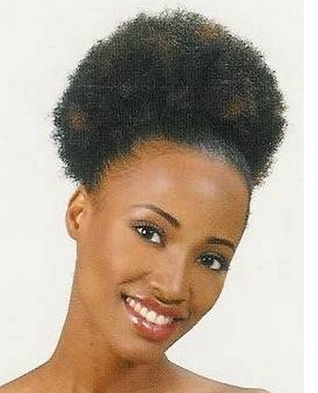 short-afro-hairstyles-for-black-women-12 Rövid afro frizurák fekete nők számára