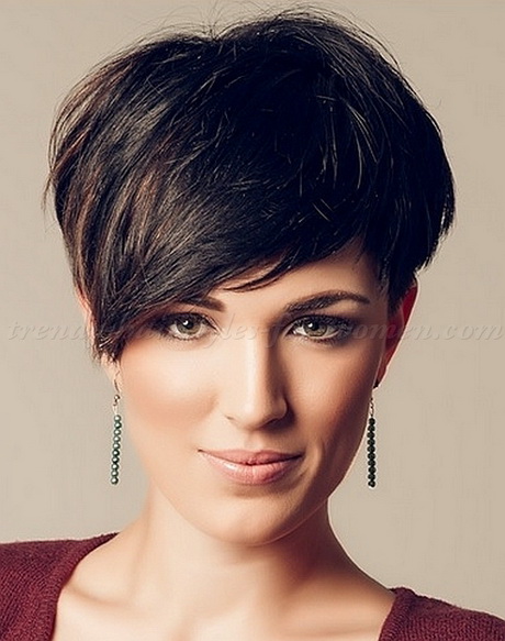 short-asymmetrical-haircuts-for-women-46-16 Rövid aszimmetrikus hajvágás a nők számára