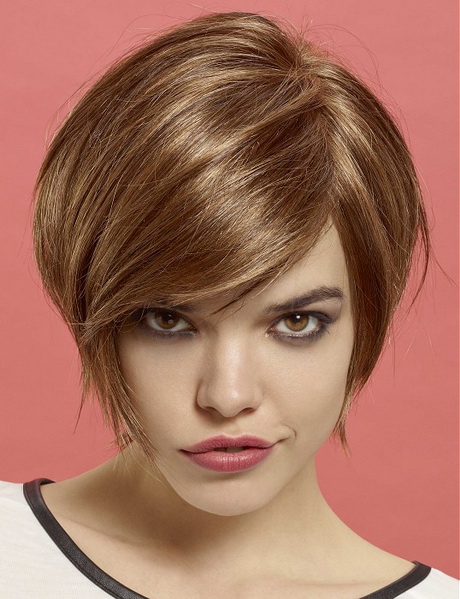 short-coloured-hairstyles-75-18 Rövid színes frizurák