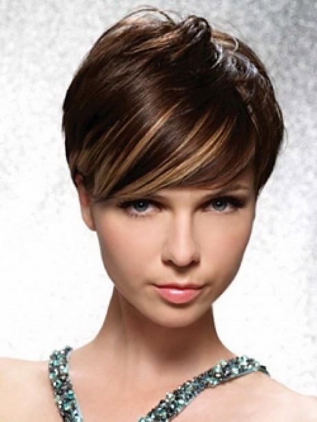 short-coloured-hairstyles-75-8 Rövid színes frizurák