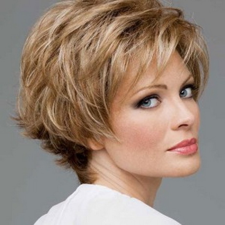 short-haircut-styles-for-women-over-40-12_3 Rövid hajvágási stílusok a 40 év feletti nők számára
