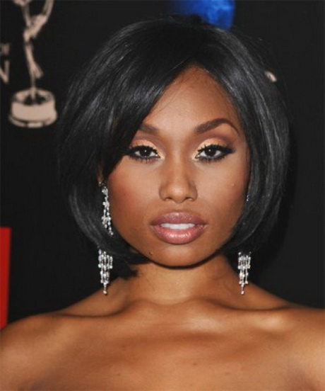 short-haircuts-for-black-women-with-round-faces-49_10 Rövid hajvágás a kerek arcú fekete nők számára