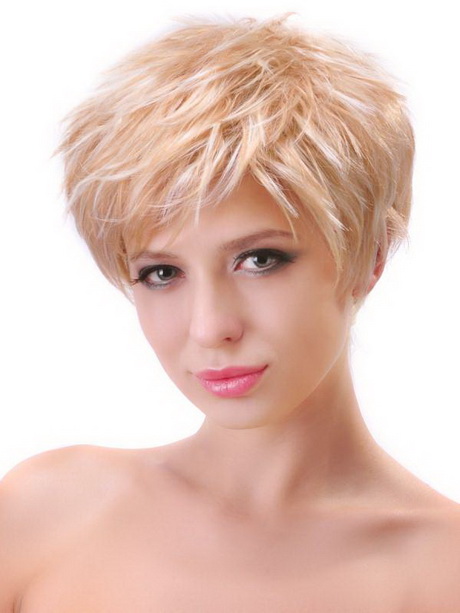 short-haircuts-for-women-with-oval-faces-86_15 Rövid hajvágás ovális arcú nők számára
