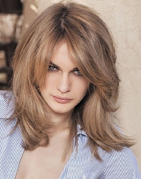short-medium-hairstyles-for-women-12-17 Rövid közepes frizurák a nők számára
