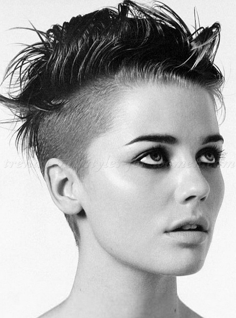 short-shaved-hairstyles-for-women-47-6 Rövid borotvált frizurák a nők számára