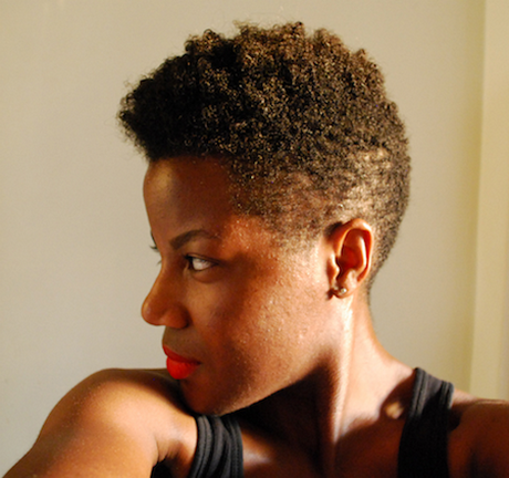 short-tapered-haircuts-for-black-women-75 Rövid kúpos hajvágás fekete nők számára