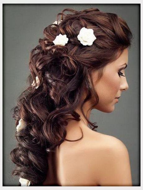brides-hair-styles-51_2 Menyasszony frizurák