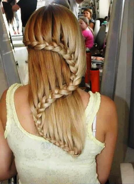 creative-braid-hairstyles-53_13 Kreatív fonott frizurák