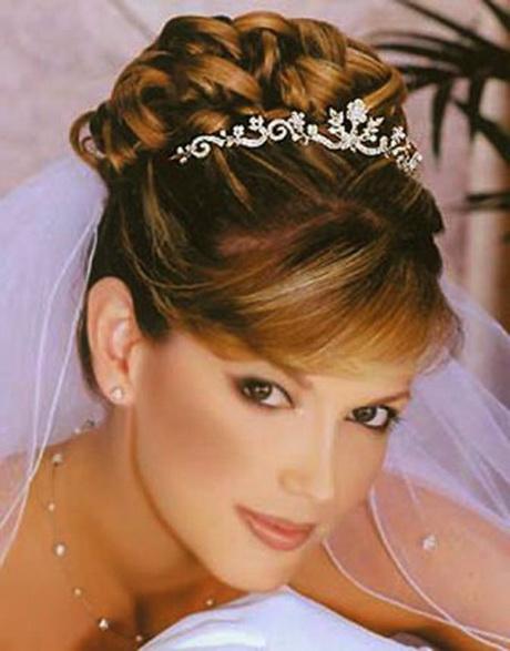 latest-bridal-hairstyles-57 Legújabb menyasszonyi frizurák