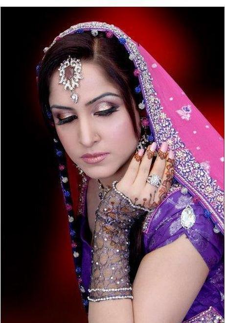 pakistani-bridal-hairstyles-pictures-42_14 Pakisztáni menyasszonyi frizurák képek
