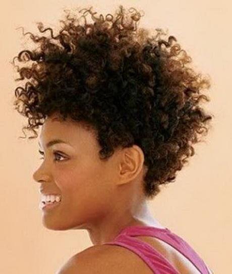 pictures-of-short-natural-curly-hairstyles-24_11 Képek a rövid természetes göndör frizurákról
