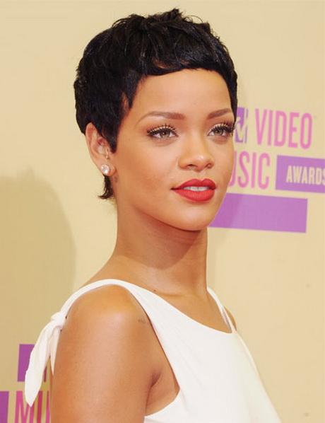 rihanna-pixie-haircut-20 Rihanna pixie hajvágás