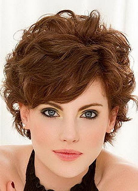 short-thick-curly-hairstyles-for-women-64_3 Rövid vastag göndör frizurák a nők számára