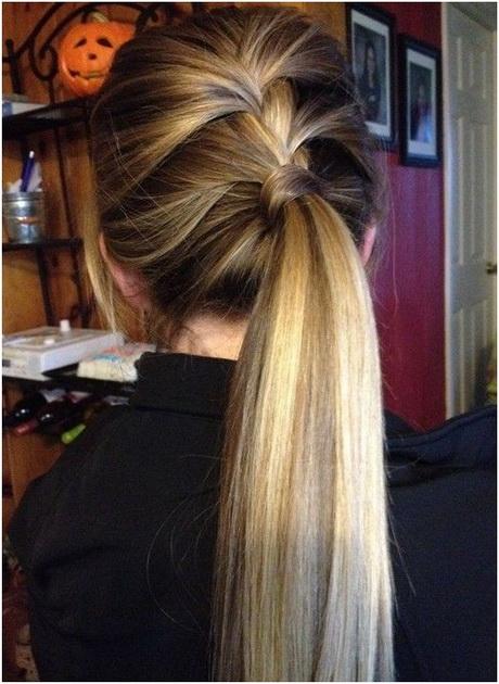 braid-and-ponytail-hairstyles-77_17 Fonat és lófarok frizura