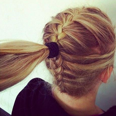 braid-and-ponytail-hairstyles-77_5 Fonat és lófarok frizura