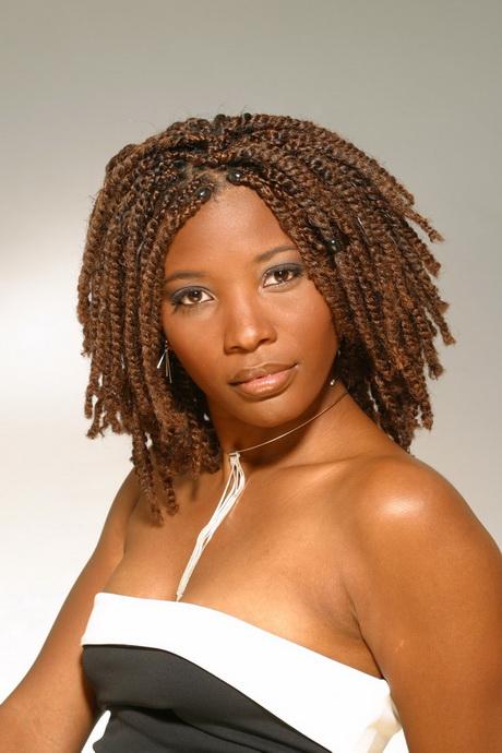 braid-hairstyles-black-women-47_4 Fonat frizurák fekete nők