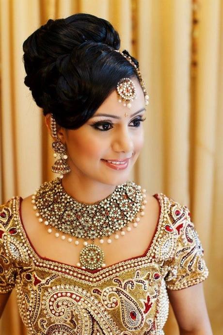bridal-hairstyle-for-indian-wedding-78_6 Menyasszonyi frizura indiai esküvőre