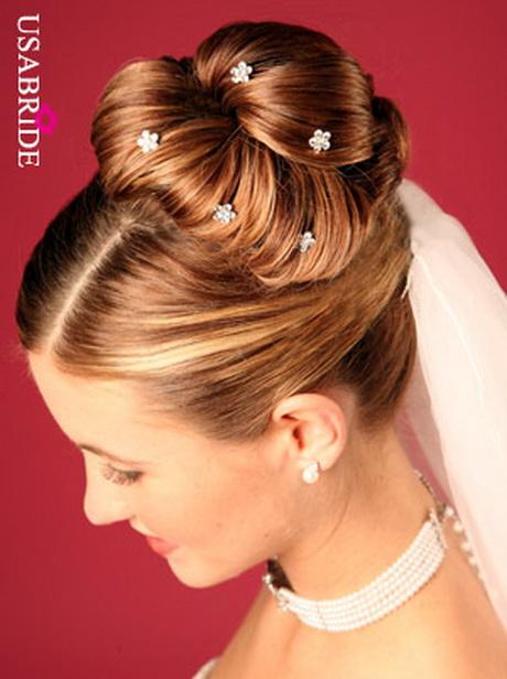 bridal-hairstyle-images-04_10 Menyasszonyi frizura képek