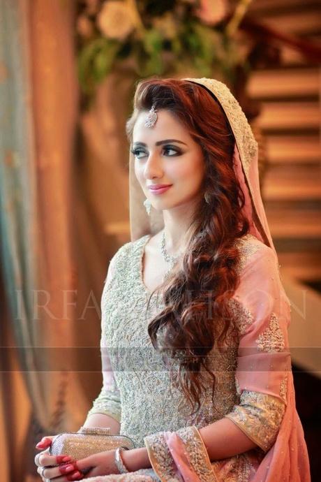 bridal-hairstyle-pakistani-30_10 Menyasszonyi frizura Pakisztáni