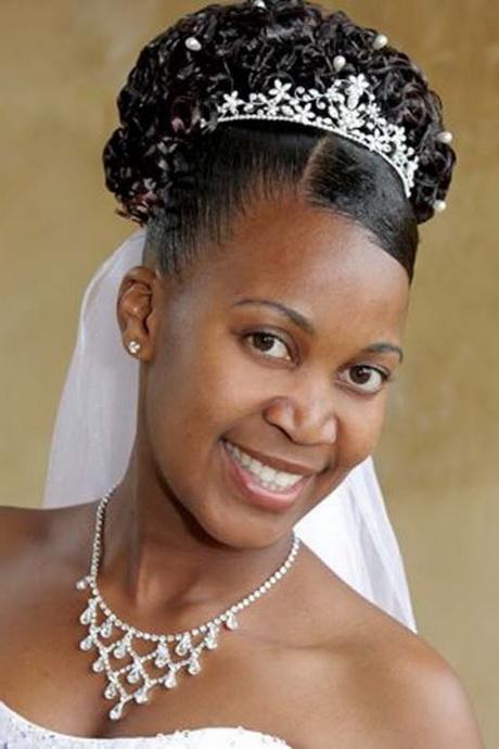 bridal-hairstyles-for-black-brides-18_18 Menyasszonyi frizurák fekete menyasszonyok számára