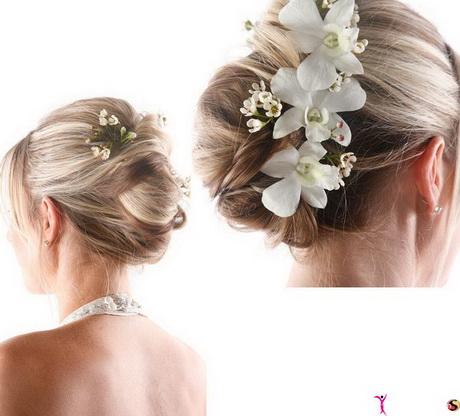 bridal-hairstyles-with-flowers-74_5 Menyasszonyi frizurák virágokkal
