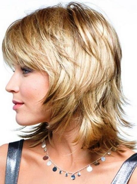 haircut-for-women-over-40-75_16 Hajvágás a 40 év feletti nők számára