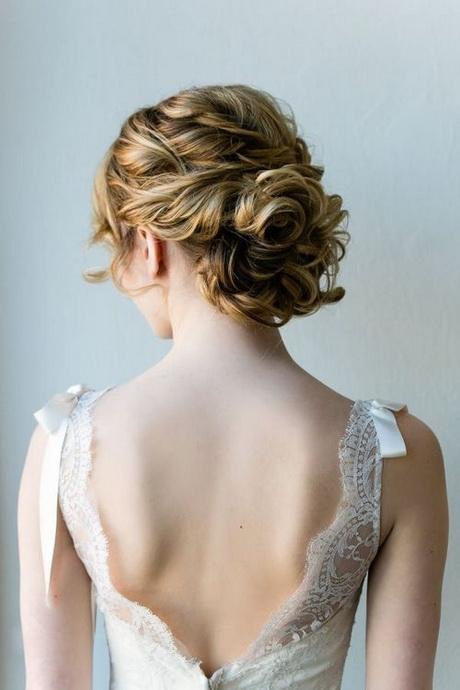 medium-length-wedding-hair-43_9 Közepes hosszúságú esküvői haj