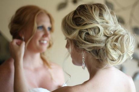 romantic-bridal-hairstyles-97_4 Romantikus menyasszonyi frizurák