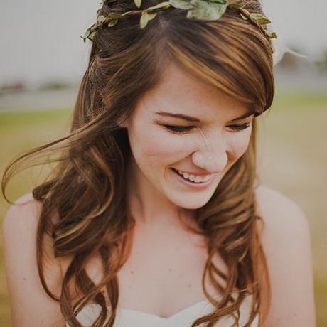 bridal-bridesmaid-hairstyles-33_18 Menyasszonyi koszorúslány frizurák