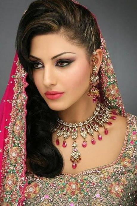 bridal-hairstyles-for-indian-weddings-29_9 Esküvői frizurák indiai esküvők számára