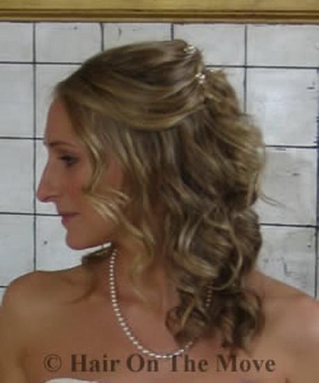 brides-wedding-hair-30_14 Menyasszony esküvői haj